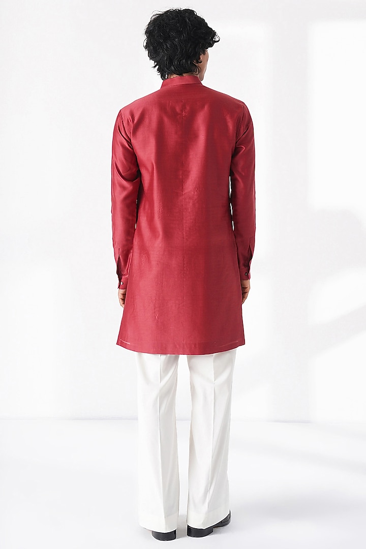 Earthy Red Cotton Silk Chanderi Embroidered Short Kurta by Dhruv Vaish at Pernia's Pop Up Shop