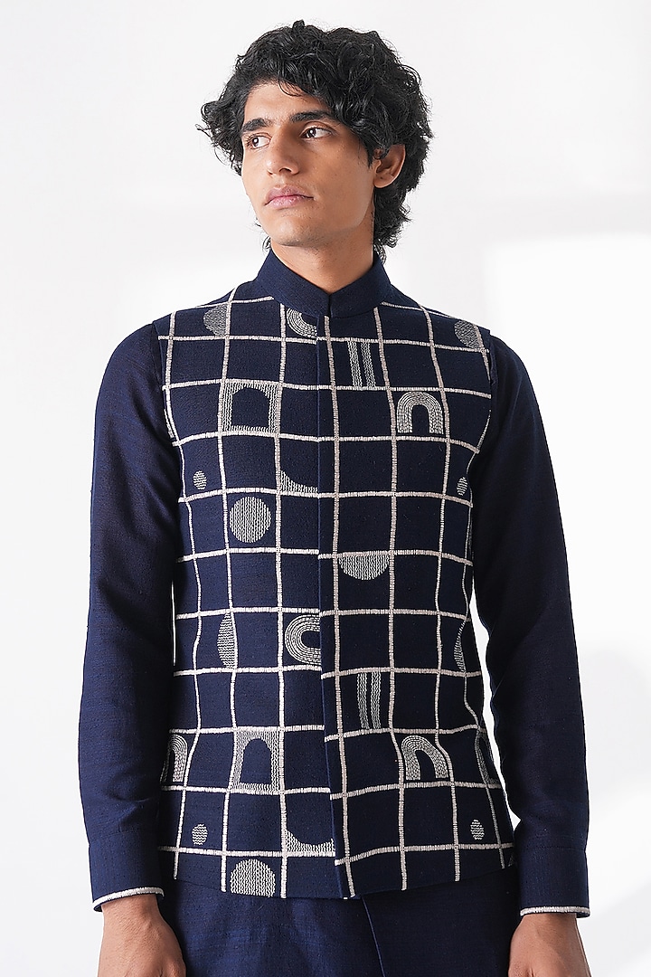 Navy Blue Silk Thread Embroidered Nehru Jacket by Dhruv Vaish at Pernia's Pop Up Shop