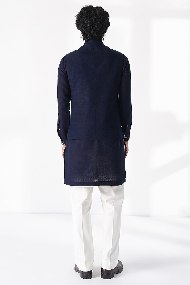 Navy Blue Matka Silk Thread Embroidered Kurta by Dhruv Vaish at Pernia's Pop Up Shop