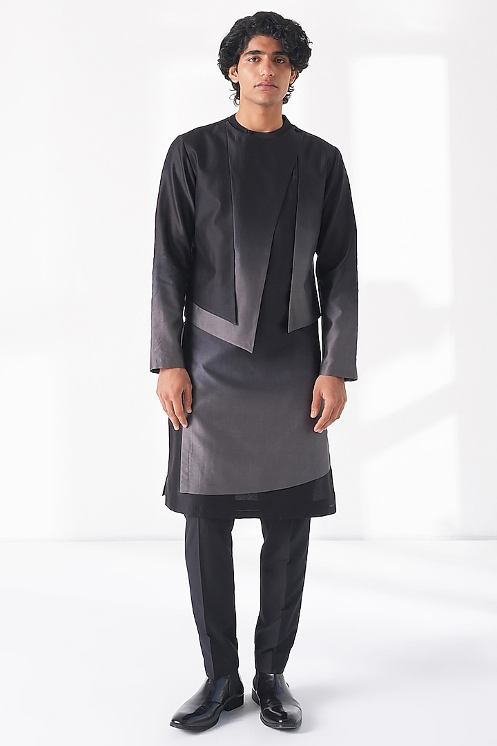 Silver-Black Cotton Silk Chanderi Layered Kurta Set by Dhruv Vaish at Pernia's Pop Up Shop