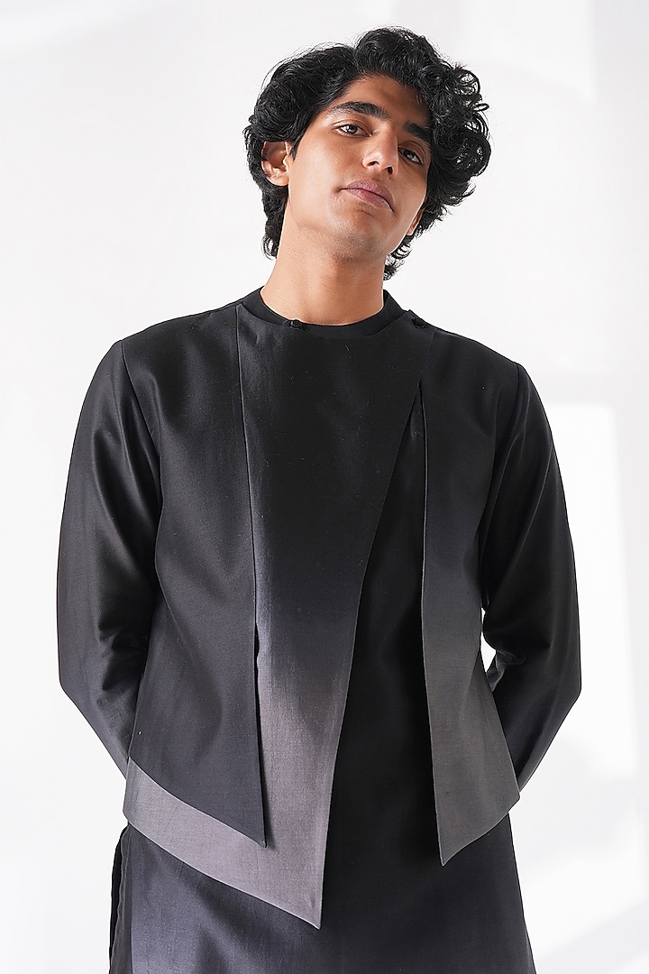 Silver-Black Cotton Silk Chanderi Layered Kurta Set by Dhruv Vaish at Pernia's Pop Up Shop