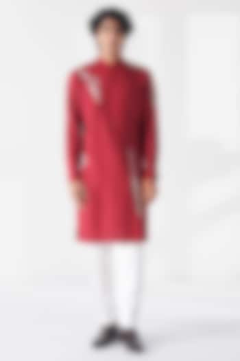 Earthy Red Cotton Silk Embroidered Kurta Set by Dhruv Vaish at Pernia's Pop Up Shop