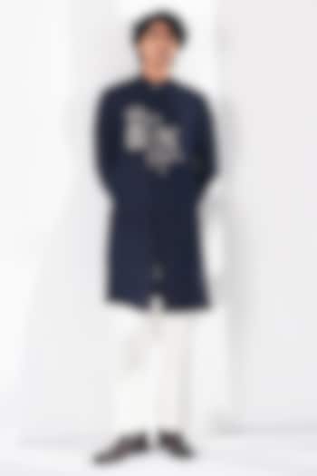 Navy Blue Matka Silk Embroidered Kurta Set by Dhruv Vaish at Pernia's Pop Up Shop