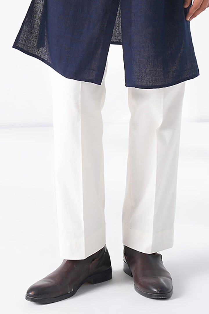 Navy Blue Matka Silk Embroidered Kurta Set by Dhruv Vaish at Pernia's Pop Up Shop