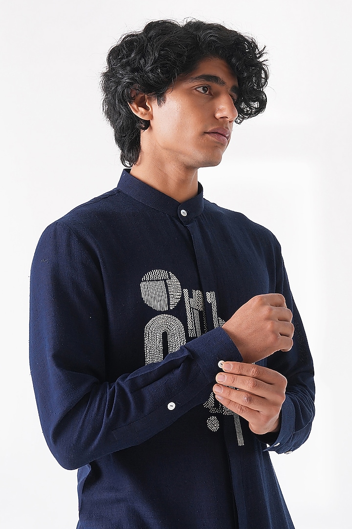 Navy Blue Matka Silk Embroidered Kurta Set by Dhruv Vaish at Pernia's Pop Up Shop