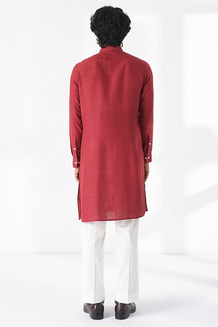 Earthy Red Matka Silk Embroidered Kurta Set by Dhruv Vaish at Pernia's Pop Up Shop