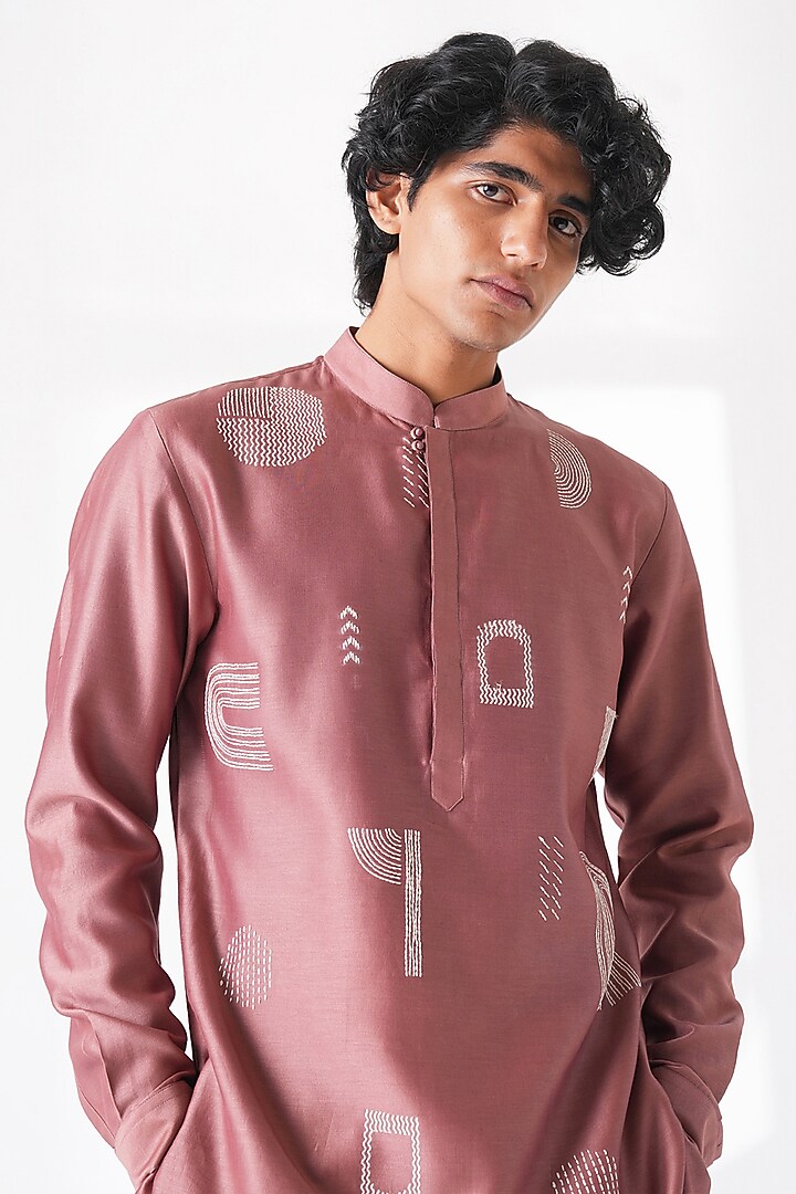 Dusty Rose Cotton Silk Chanderi Embroidered Short Kurta by Dhruv Vaish at Pernia's Pop Up Shop