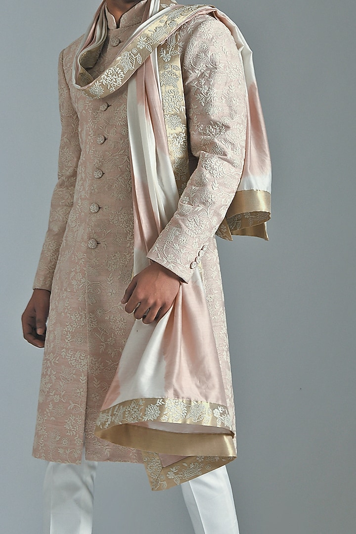 Cream & Pink Cotton Silk Chanderi Stole by Dhruv Vaish at Pernia's Pop Up Shop