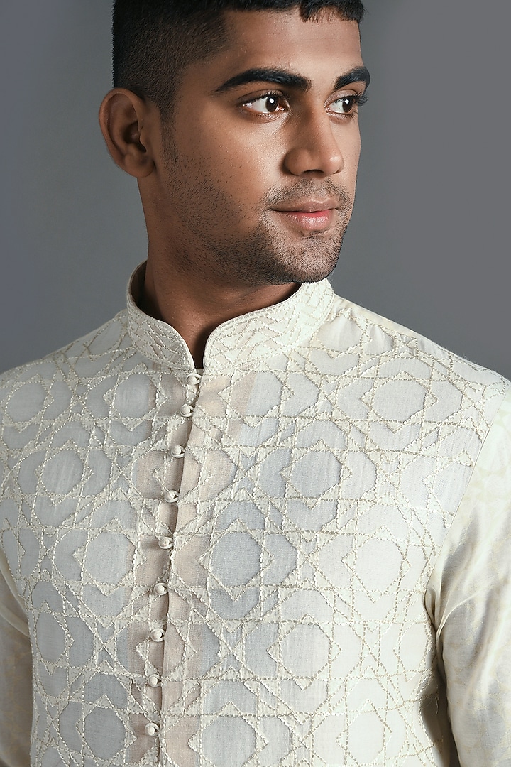 Cream Cotton Silk Chanderi Embroidered Kurta Set by Dhruv Vaish at Pernia's Pop Up Shop