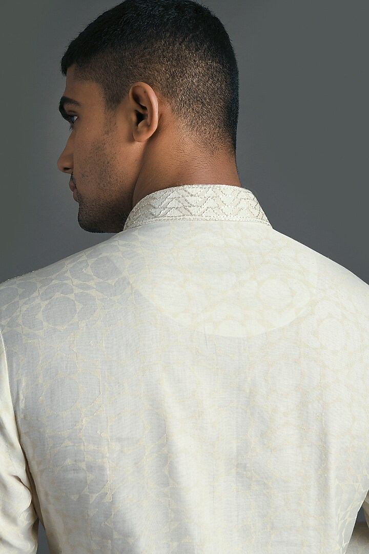 Cream Cotton Silk Chanderi Embroidered Kurta Set by Dhruv Vaish at Pernia's Pop Up Shop
