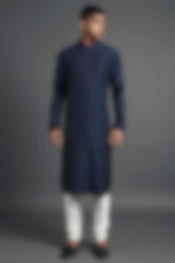Navy Blue & White Kurta Set With Pintucks by Dhruv Vaish at Pernia's Pop Up Shop
