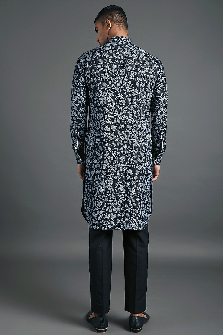 Black Cotton Silk Printed Textured Kurta Set by Dhruv Vaish at Pernia's Pop Up Shop