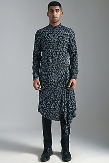product-color-Black