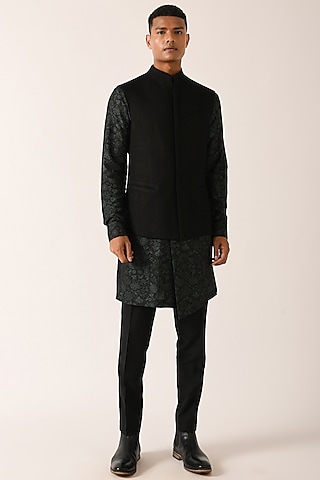 Black Textured Cotton Silk Nehru Jacket by Dhruv Vaish