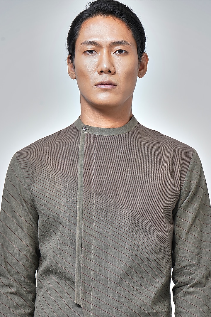 Olive Grey Handloom Cotton Kurta Set by Dhruv Vaish at Pernia's Pop Up Shop