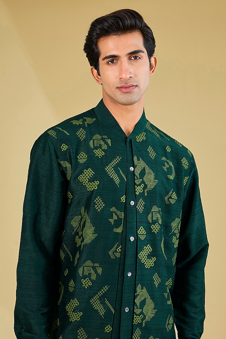 Jade Mist Silk Zari Embroidered Kurta Set by Dhruv Vaish at Pernia's Pop Up Shop