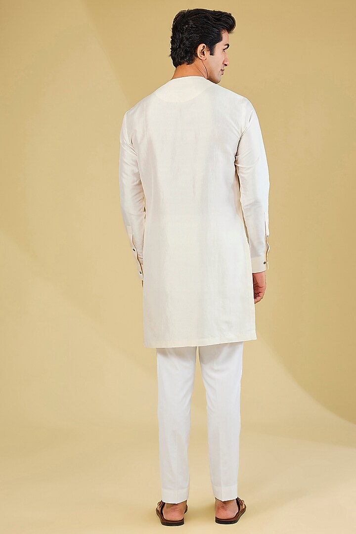 Ivory Silk Embroidered Kurta Set by Dhruv Vaish at Pernia's Pop Up Shop