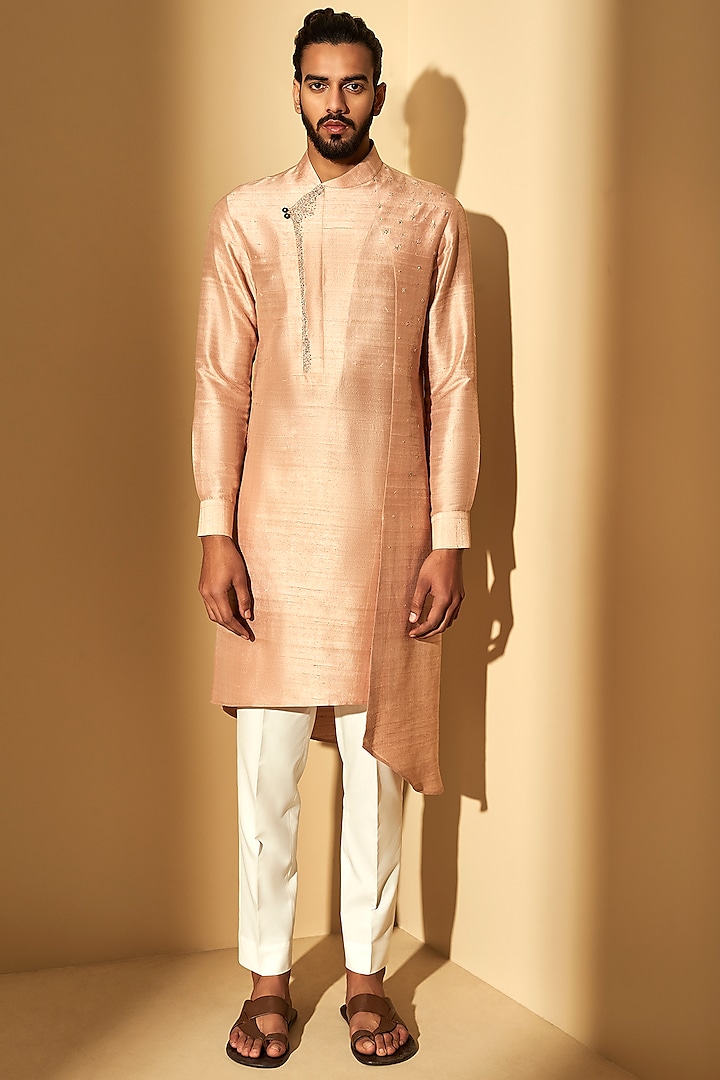 Sandrose Paneled Kurta Set by Dhruv Vaish at Pernia's Pop Up Shop