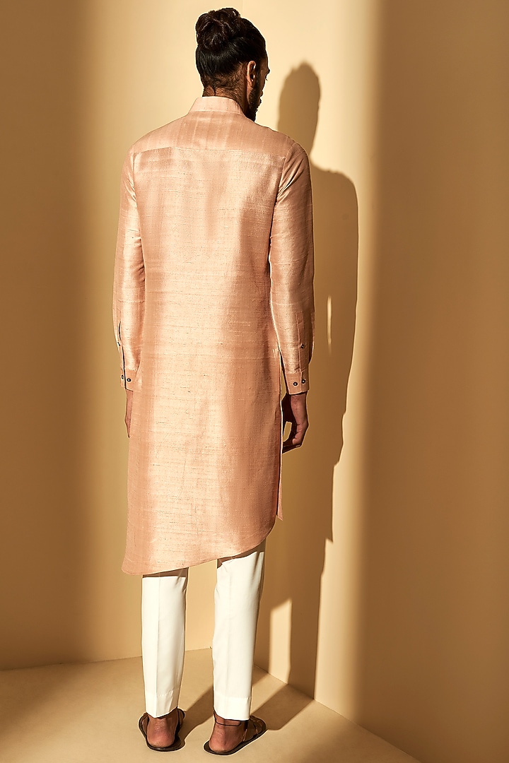 Sandrose Raw Silk Embroidered Paneled Kurta Set by Dhruv Vaish at Pernia's Pop Up Shop