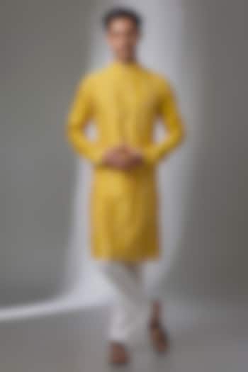 Marigold Yellow Silk Kurta Set by Dhruv Vaish at Pernia's Pop Up Shop