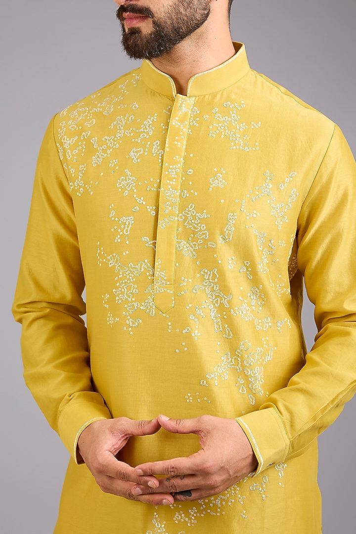 Marigold Silk Kurta Set by Dhruv Vaish at Pernia's Pop Up Shop