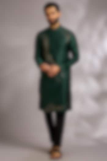 Bottle Green Silk Kurta Set by Dhruv Vaish at Pernia's Pop Up Shop