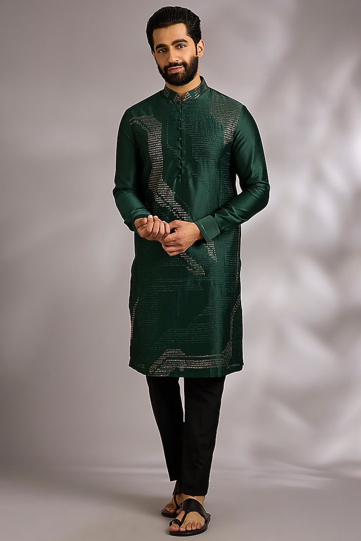 Bottle Green Silk Kurta Set by Dhruv Vaish at Pernia's Pop Up Shop