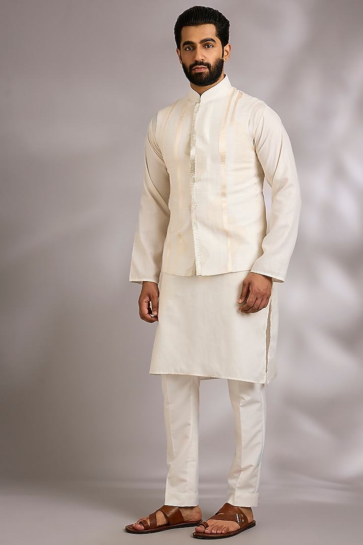 Ivory Silk Bundi Jacket by Dhruv Vaish at Pernia's Pop Up Shop