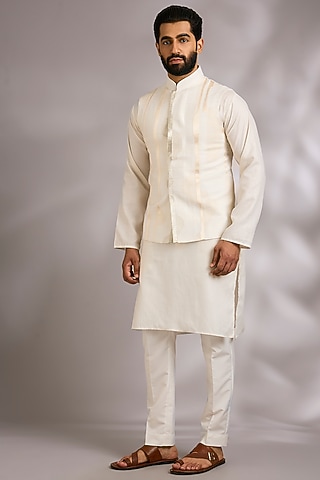 Ivory Silk Bundi Jacket by Dhruv Vaish