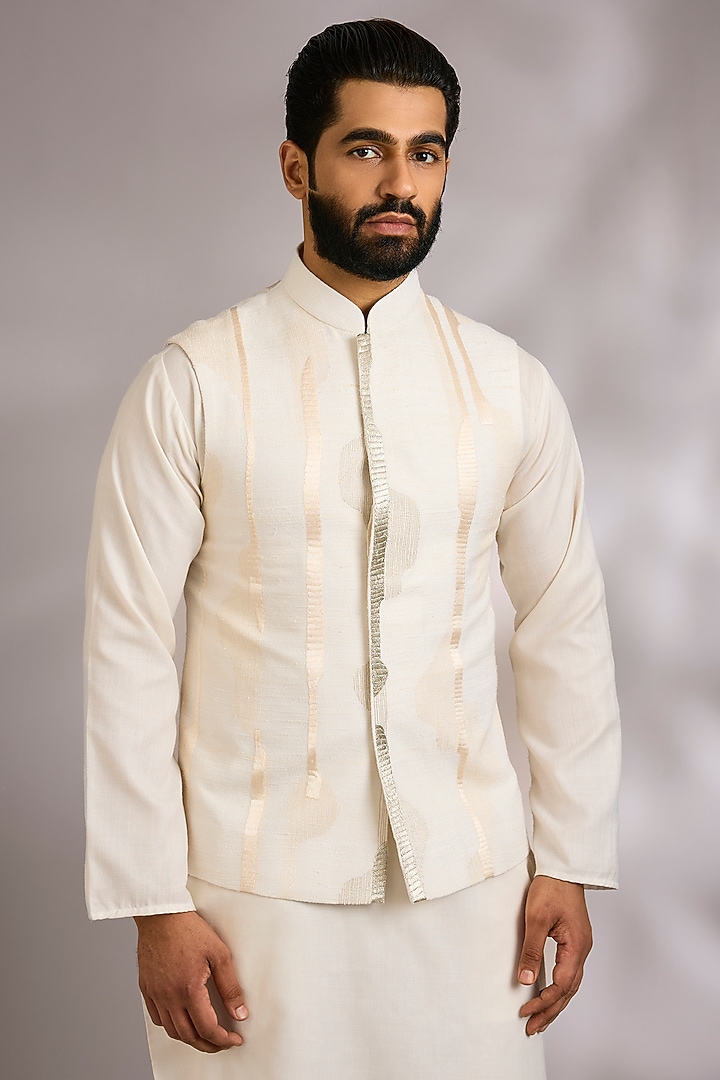 Ivory Silk Bundi Jacket by Dhruv Vaish at Pernia's Pop Up Shop