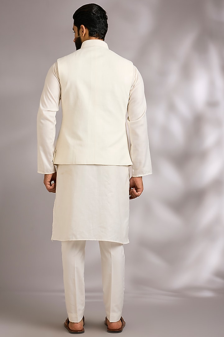 Ivory Silk Bundi Jacket by Dhruv Vaish at Pernia's Pop Up Shop