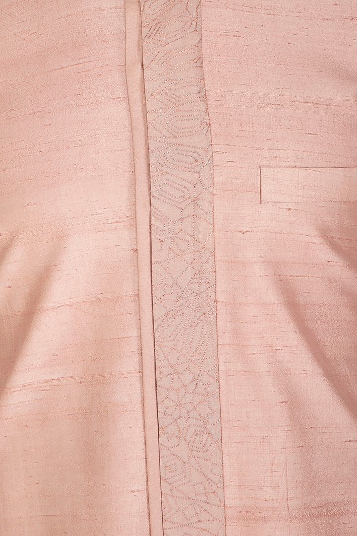 Sandrose Raw Silk Embroidered Kurta Set by Dhruv Vaish at Pernia's Pop Up Shop