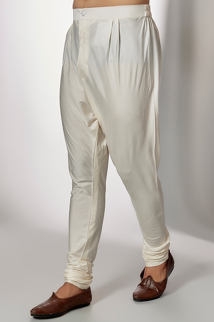 Marigold Cotton Silk Chanderi Embroidered Kurta Set by Dhruv Vaish at Pernia's Pop Up Shop