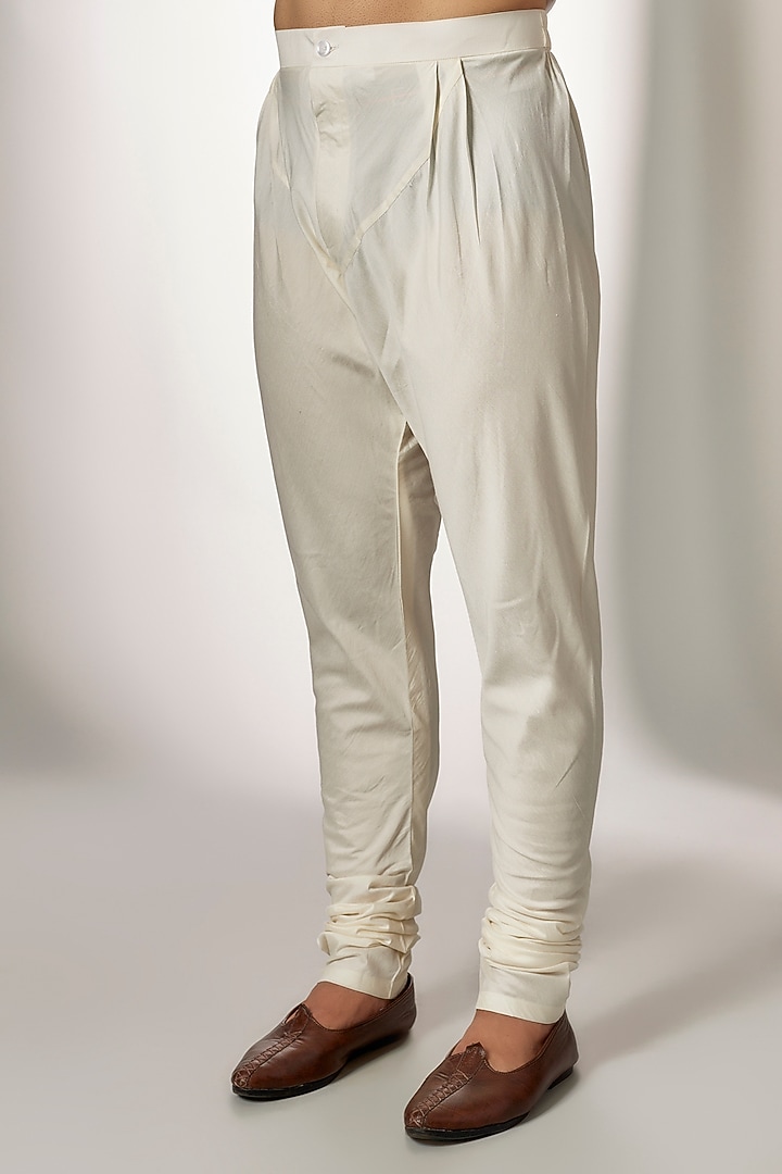 Cream Cotton Silk Chanderi Embroidered Kurta Set by Dhruv Vaish at Pernia's Pop Up Shop