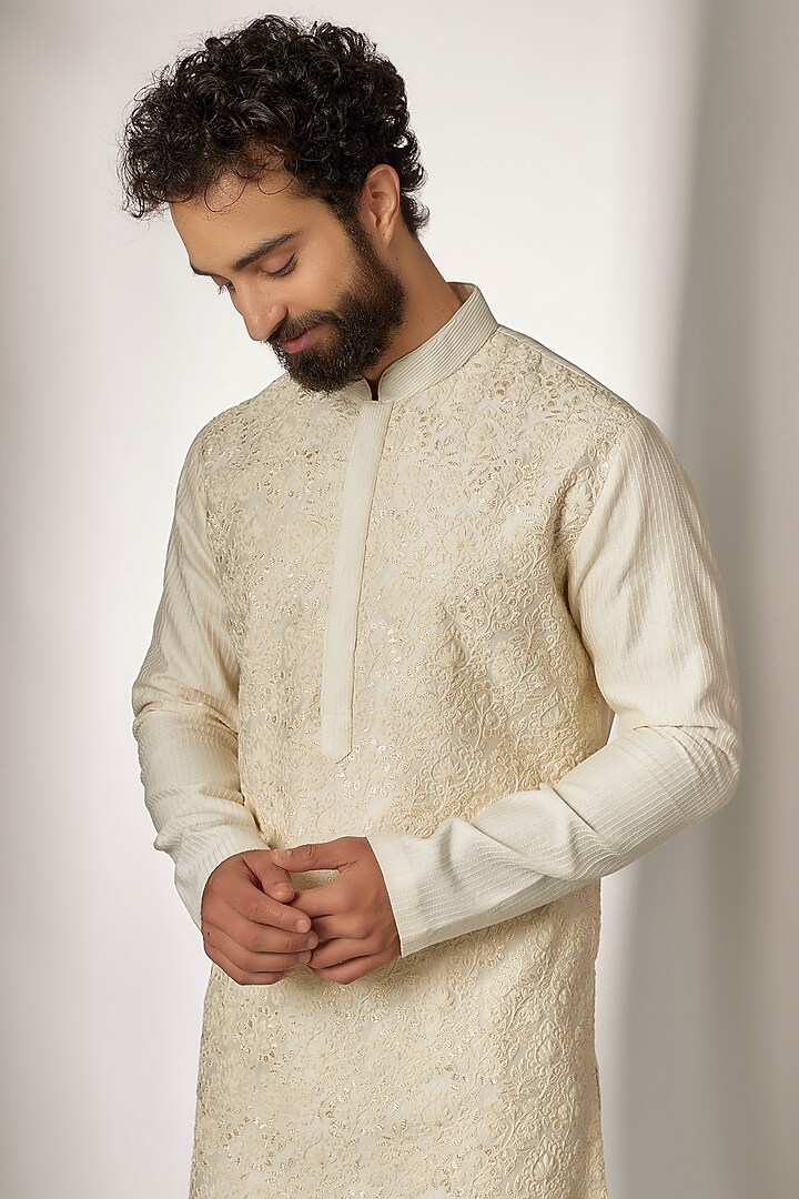 Cream Cotton Silk Chanderi Embroidered Kurta Set by Dhruv Vaish at Pernia's Pop Up Shop