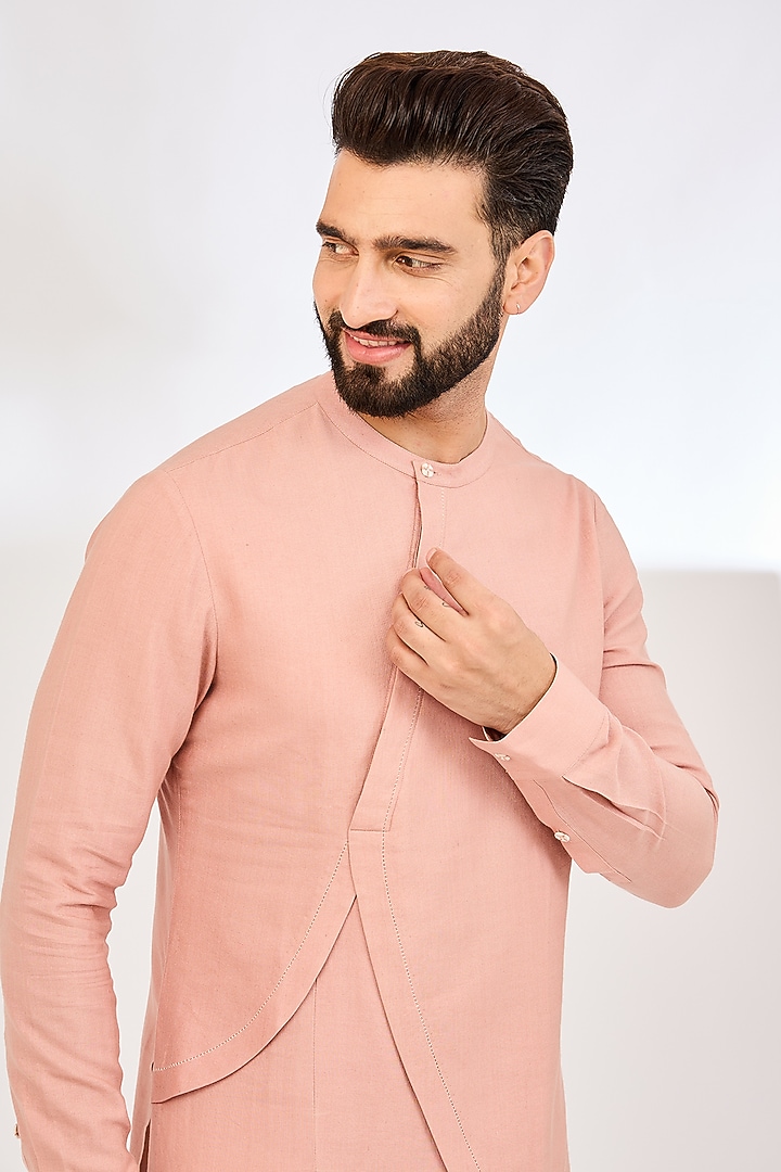 Onion Pink Cotton Kurta Set by Dhruv Vaish at Pernia's Pop Up Shop