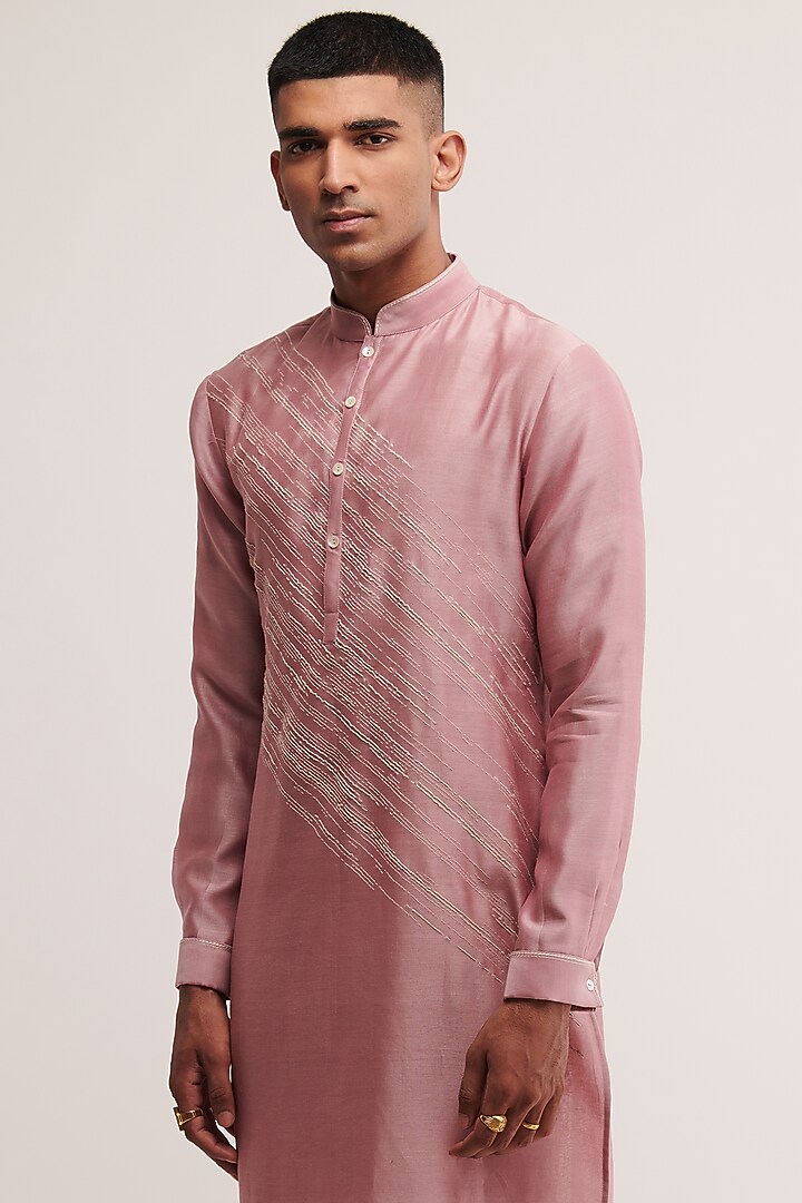 Mauve Mist Cotton Silk Chanderi Embroidered Kurta Set by Dhruv Vaish at Pernia's Pop Up Shop