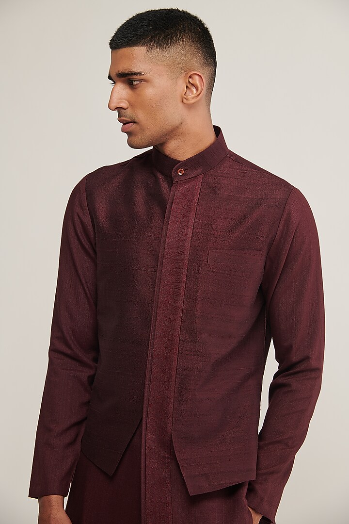 Old Mauve Raw Silk Embroidered Kurta Set by Dhruv Vaish at Pernia's Pop Up Shop