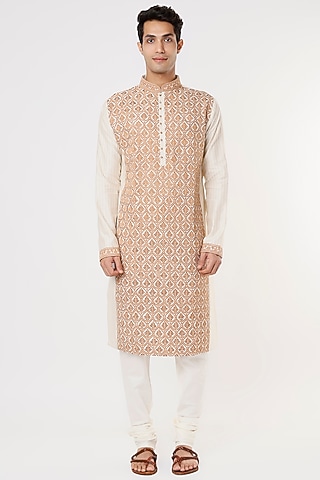 White Embroidered Kurta Set by dhruv vaish