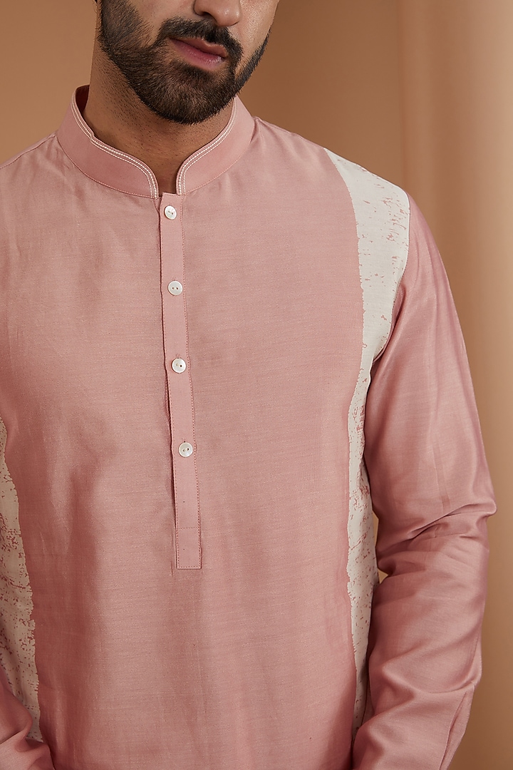 Onion Pink Cotton Silk Chanderi Printed Kurta Set by Dhruv Vaish at Pernia's Pop Up Shop