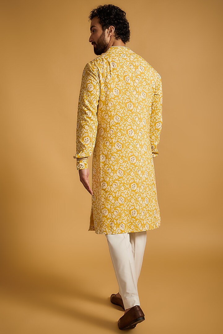 Yellow Handloom Cotton Printed Kurta Set by Dhruv Vaish at Pernia's Pop Up Shop