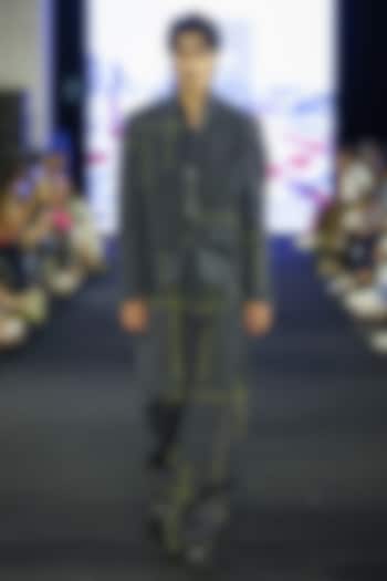 Black Cotton Linen & Silk Co-Ord Set by Dhruv Vaish at Pernia's Pop Up Shop