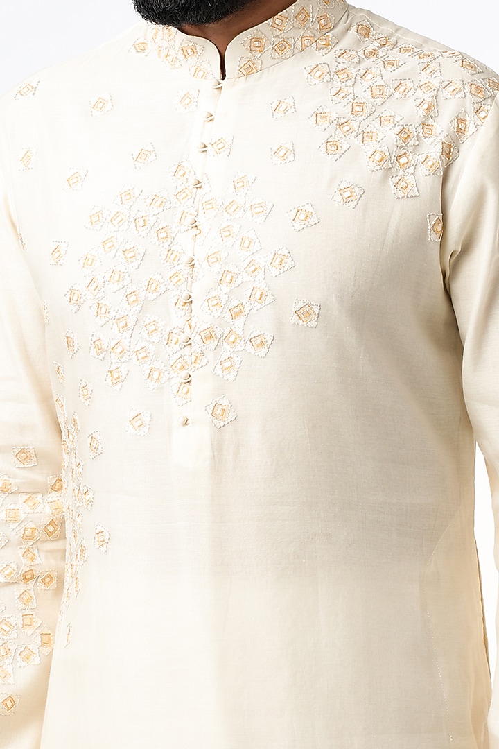 Cream Cotton Silk Chanderi Chikankari Embroidered Kurta Set by Dhruv Vaish at Pernia's Pop Up Shop