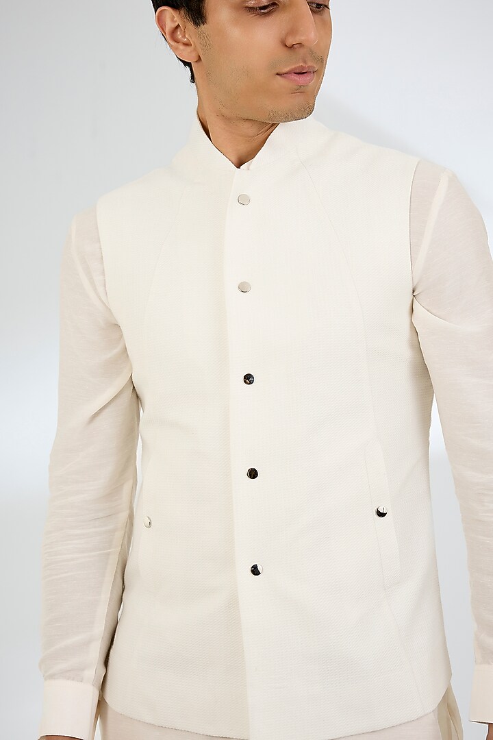 Ivory Silk Bundi Jacket by Dhruv Vaish at Pernia's Pop Up Shop