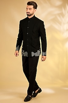 product-color-Black