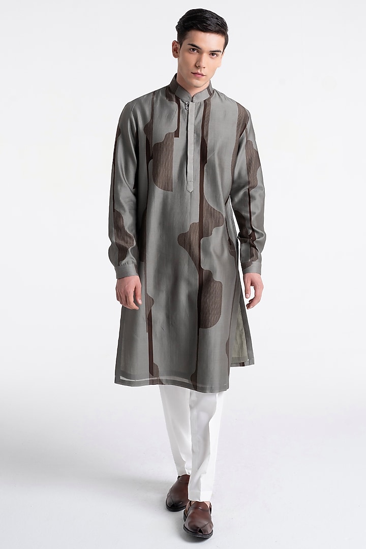 London Fog Chanderi Printed Kurta Set by Dhruv Vaish