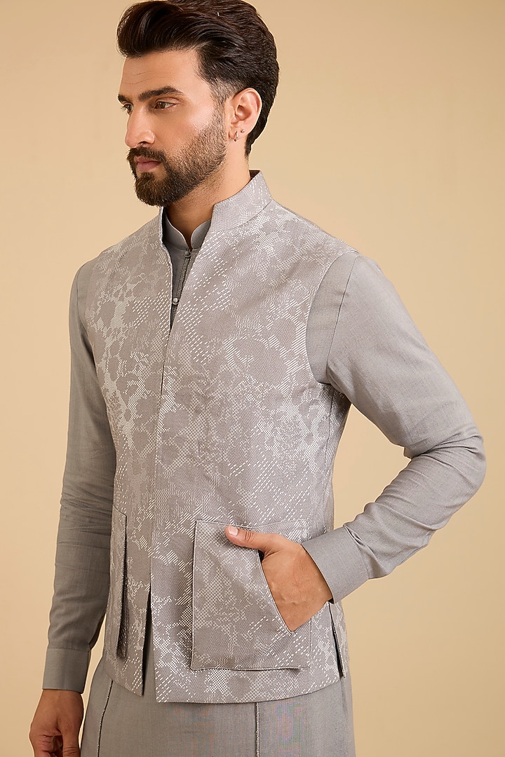 Fog-Colored Silk Bundi Jacket Set by Dhruv Vaish at Pernia's Pop Up Shop