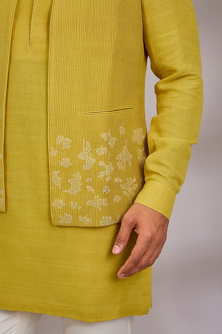 Marigold Yellow Silk Bundi Jacket Set by Dhruv Vaish at Pernia's Pop Up Shop