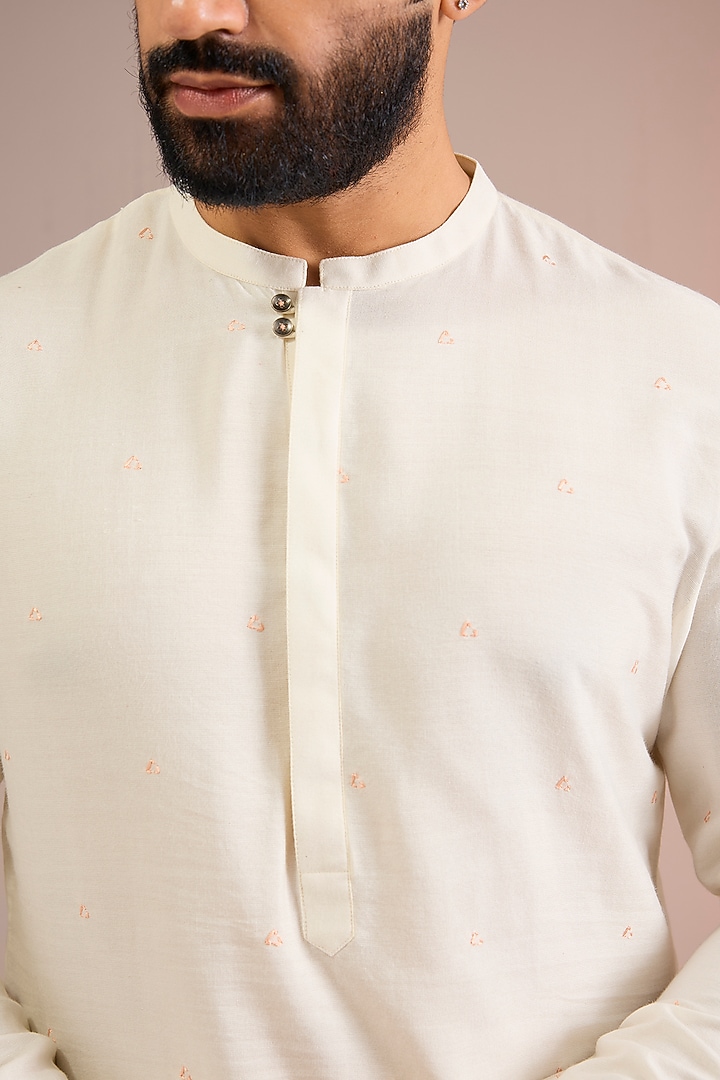 Ivory Silk Kurta by Dhruv Vaish at Pernia's Pop Up Shop