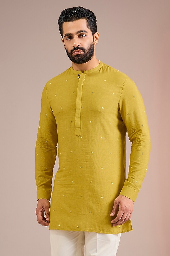 Marigold Silk Kurta by Dhruv Vaish at Pernia's Pop Up Shop